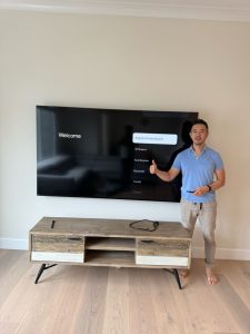 TV mounting, Newark, 8/30/2024